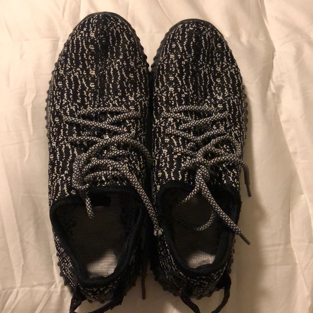 Adidas Yeezy Boost Size 7.5